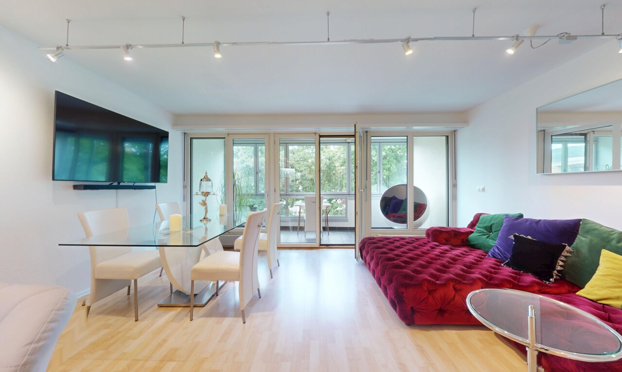 Maisonettewohnung mit 2 Balkonen, Garage und Aussicht ins Grüne - 0