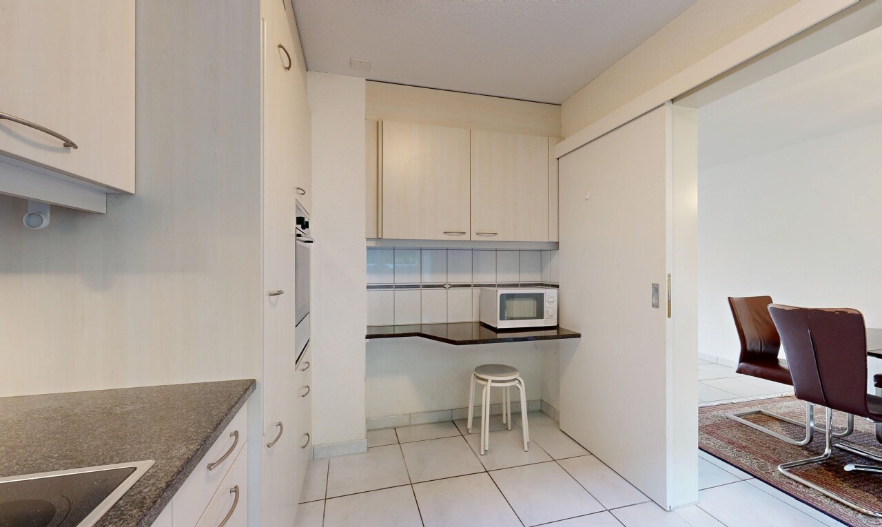 Helle 4.5-Zimmer-Wohnung mit schöner Aussicht in Oberengstringen - 7