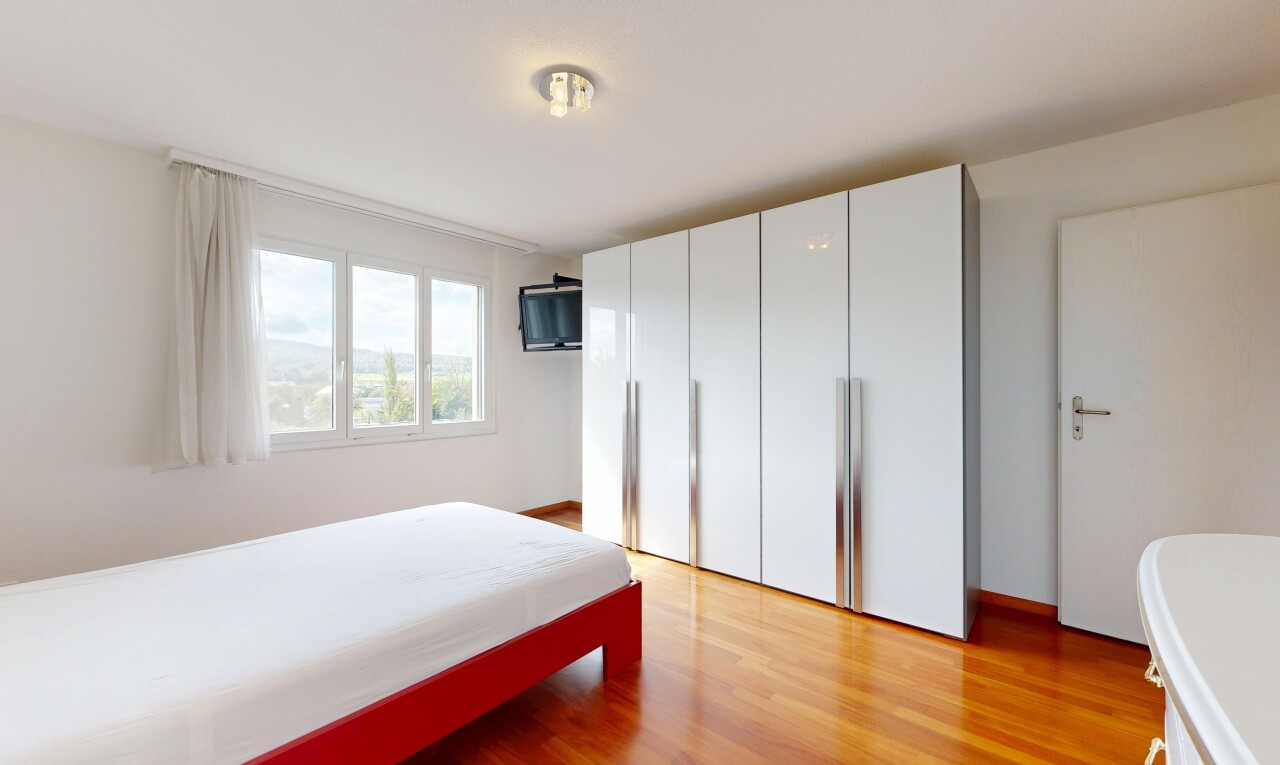 Helle 4.5-Zimmer-Wohnung mit schöner Aussicht in Oberengstringen - 8