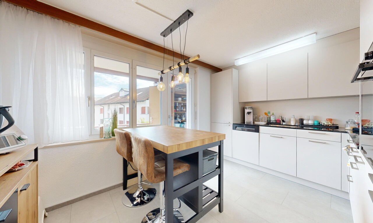 4.5-Zimmer-Wohnung mit Balkon und zwei Garagenplätzen in Sevelen - 4