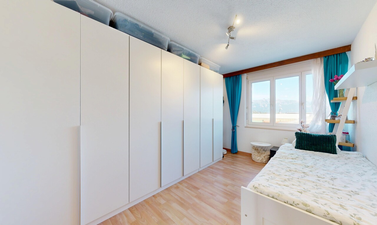 4.5-Zimmer-Wohnung mit Balkon und zwei Garagenplätzen in Sevelen - 7