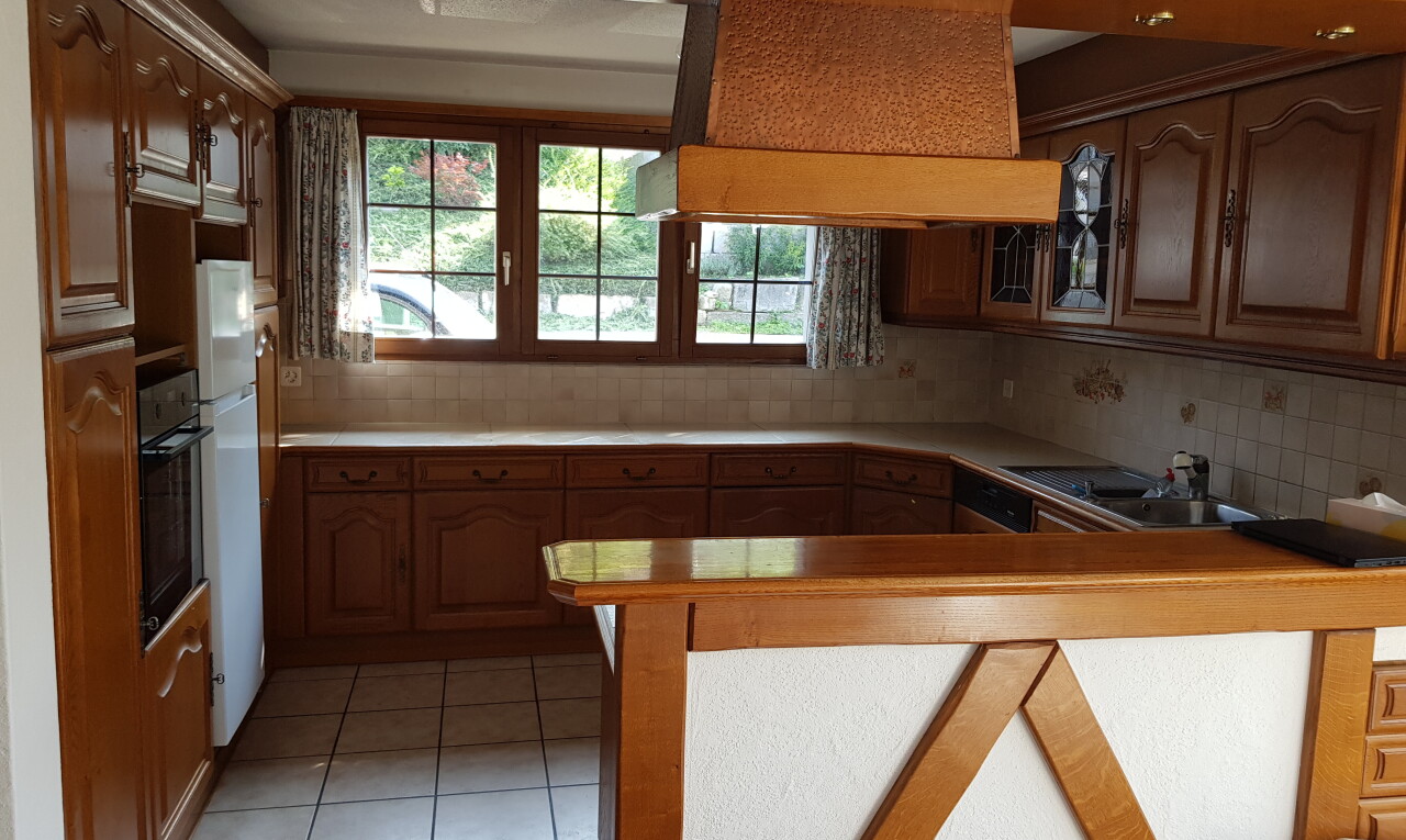 Charmantes 6.5-Zimmer Einfamilienhaus mit Einliegerwohnung - 2