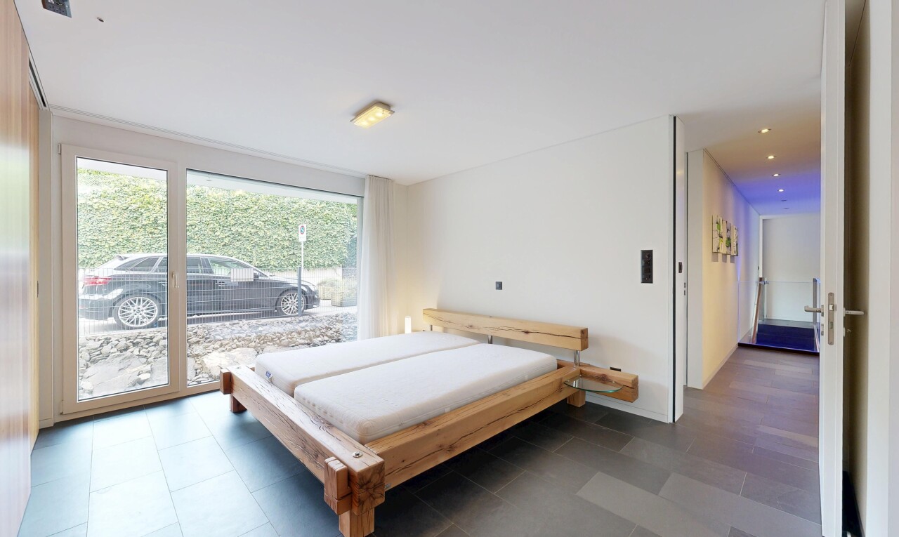 Moderne 5.5-Zimmer-Gartenwohnung - zentral und ruhig in 9200 Gossau - 8