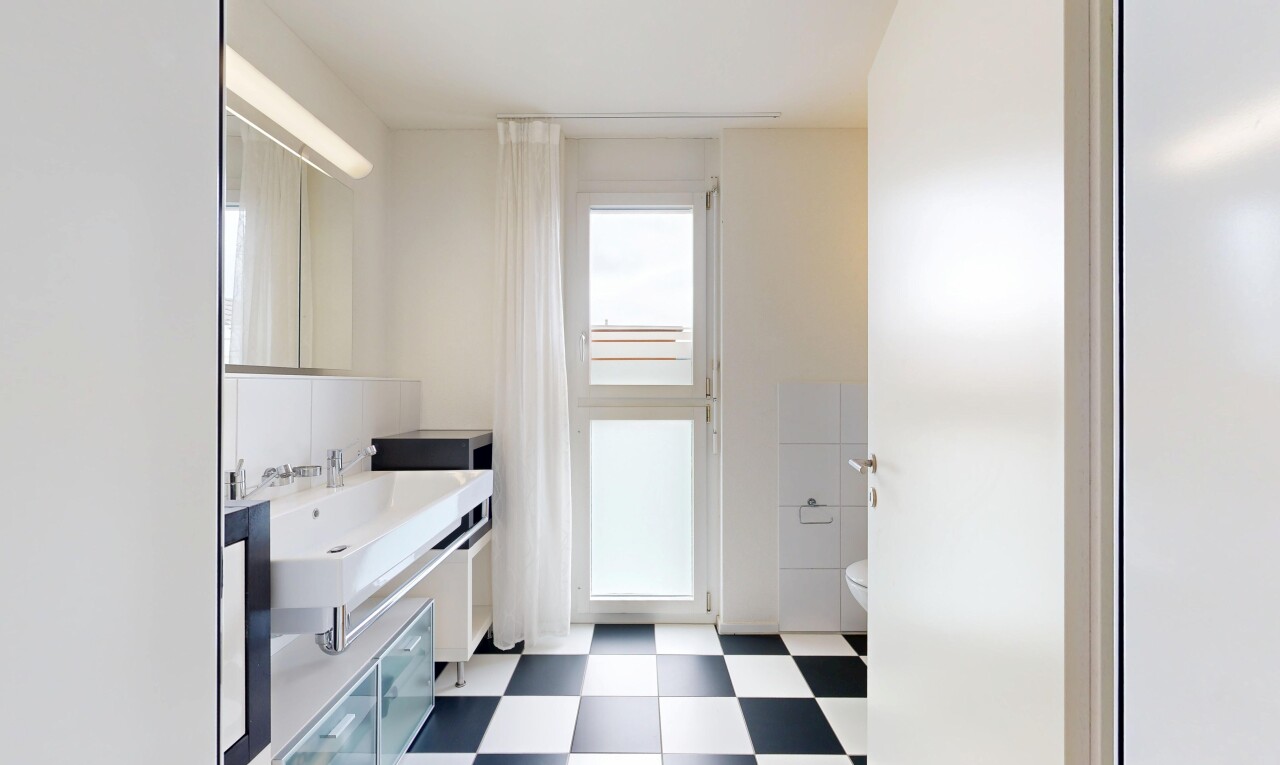 Familienparadies mit Garten und viel Platz - 8