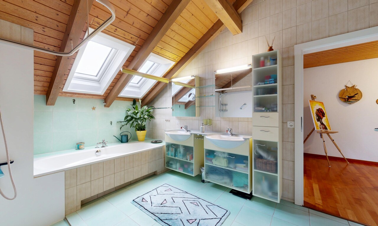 Sehr gepflegtes Doppeleinfamilienhaus mit gemütlichem Garten - 8