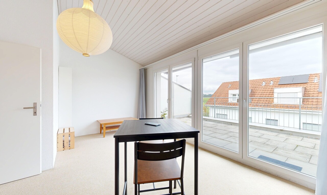 Modernes 5.5-Reihenmittelhaus mit zwei Tiefgaragenplätze in Fehraltorf - 8