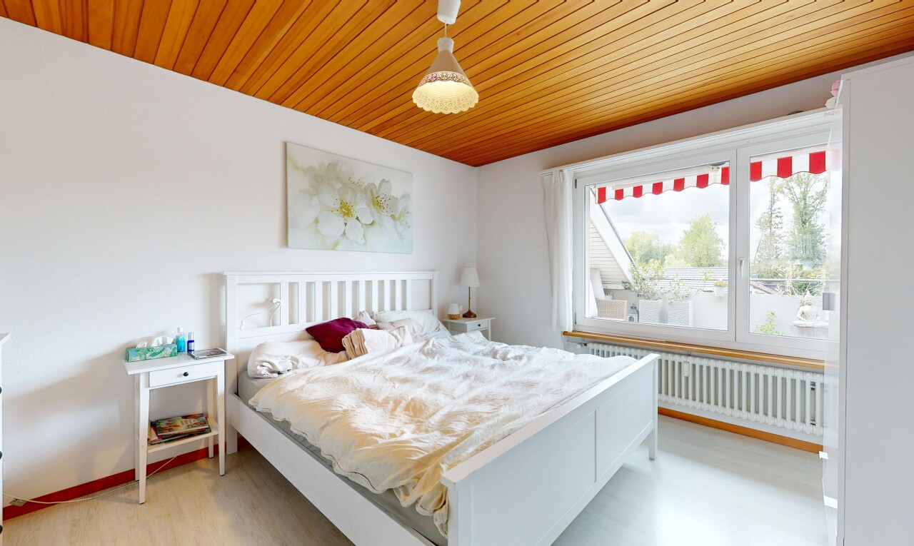 Preiswerte Dachwohnung an ruhiger Lage - 6