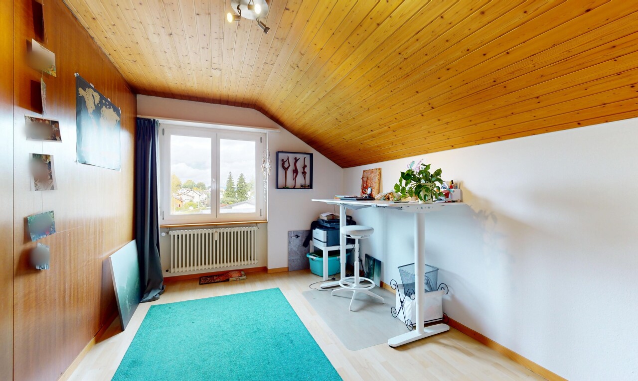 Preiswerte Dachwohnung an ruhiger Lage - 8