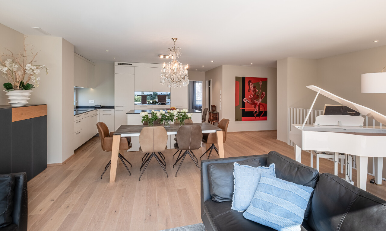 Attractive 5.5-Room Maisonette Garden Apartment - 3