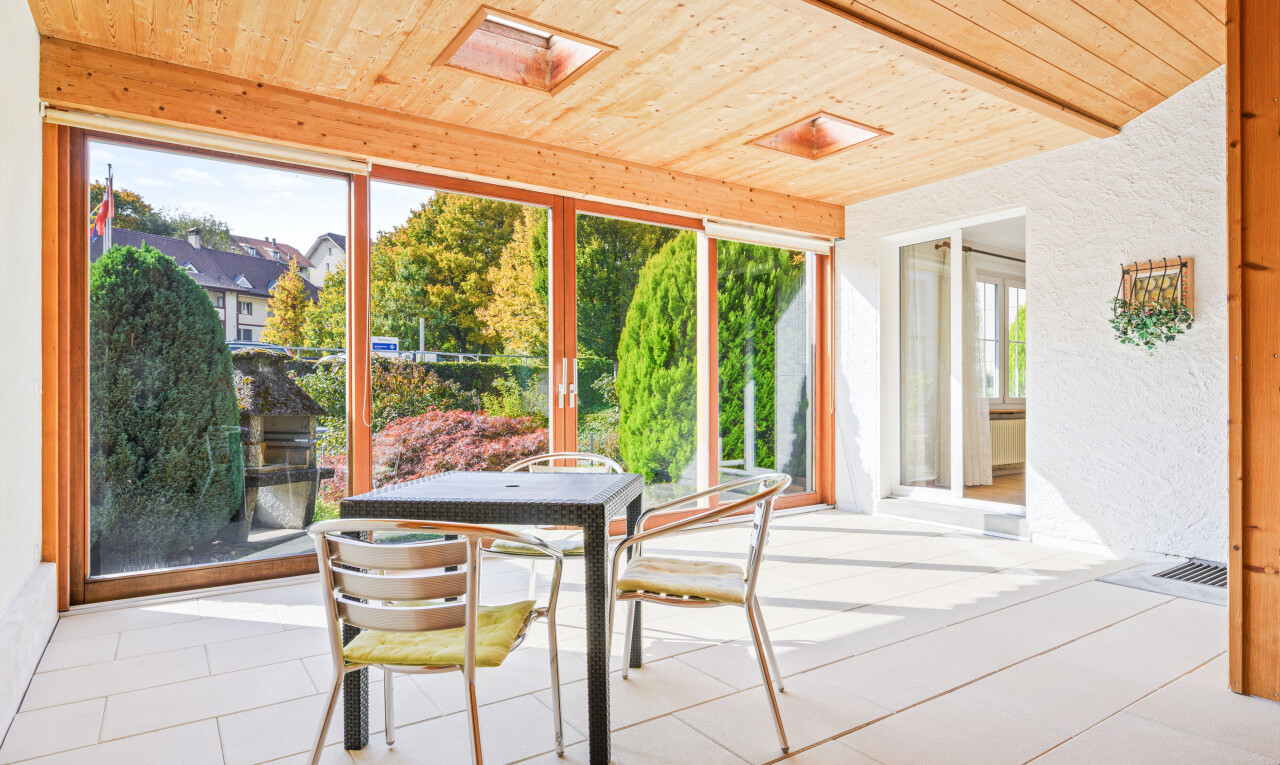 Freistehendes Einfamilienhaus mit Potenzial im Zentrum von Ittigen - 9