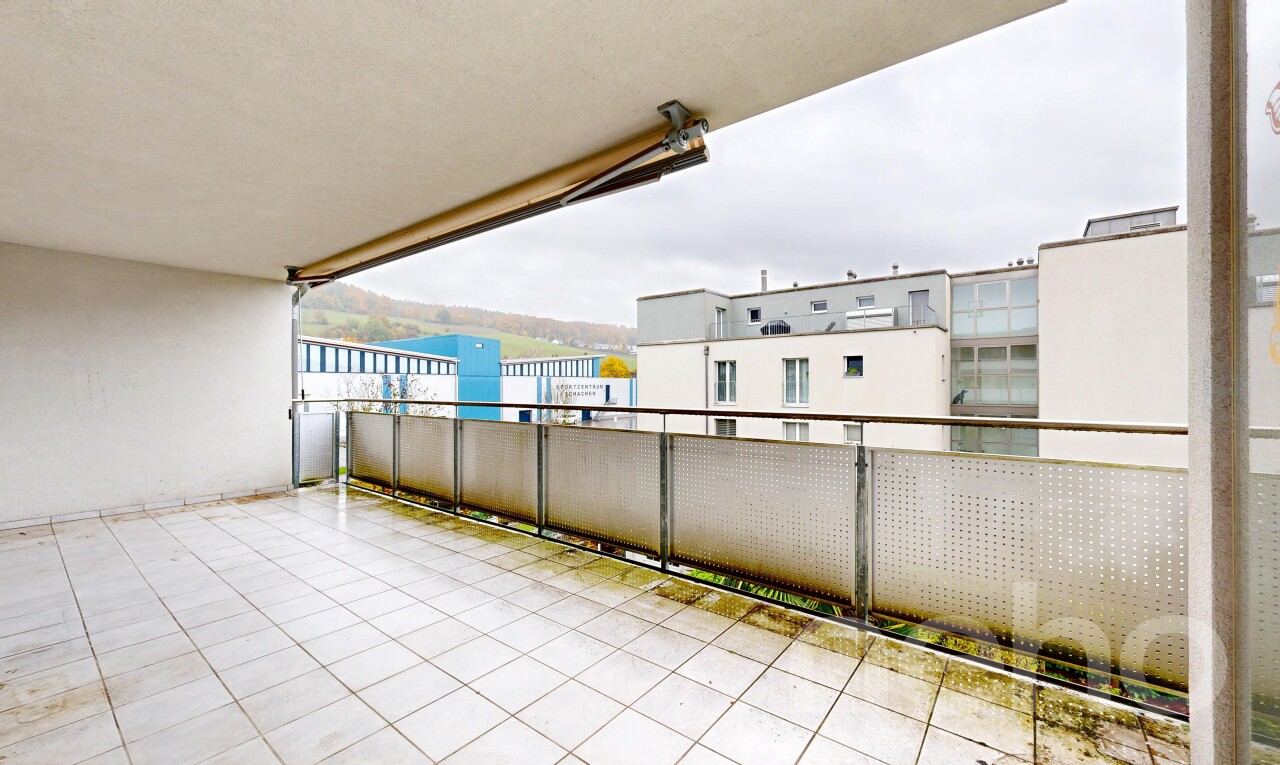 Wohnung mit Südterrasse und attraktivem Renovationspotenzial - 4