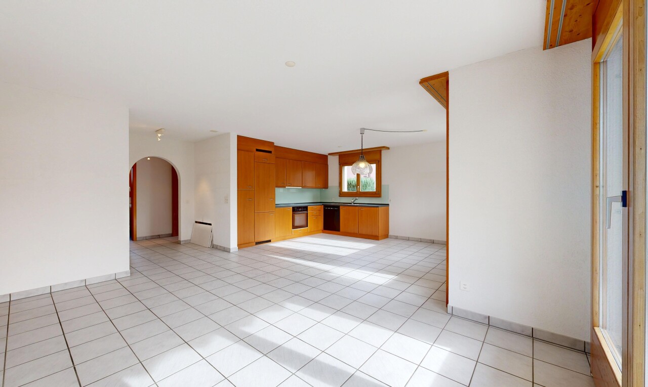 Charmante 3.5-Zimmerwohnung mit Terrasse und Gartenanteil - 3