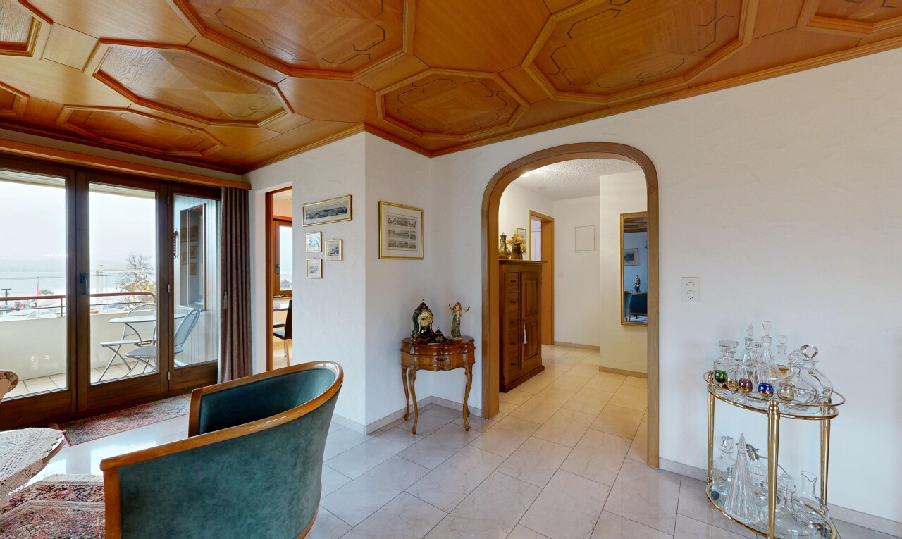 Charmante 3.5-Zimmer-Wohnung mit Seesicht in Altendorf SZ - 0