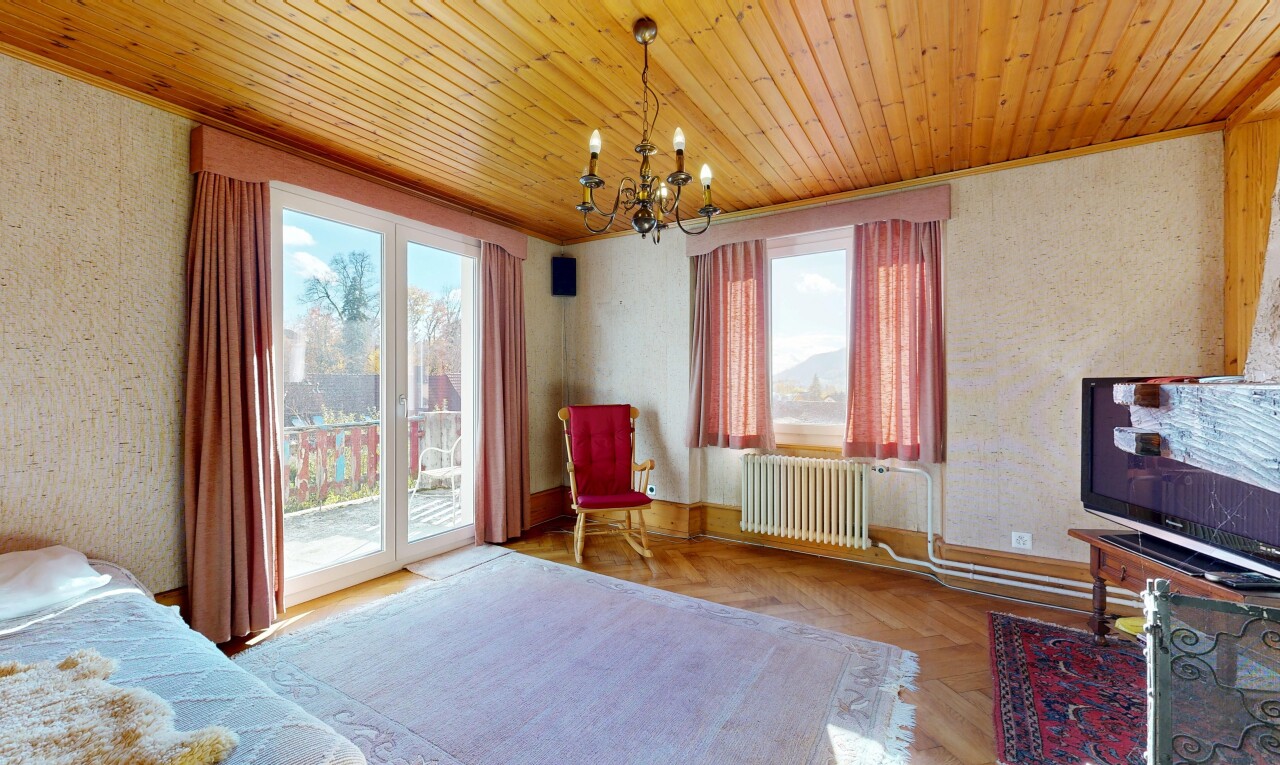 Historisches 5-Zimmerhaus mit Ausbaupotenzial und grossem Garten - 4