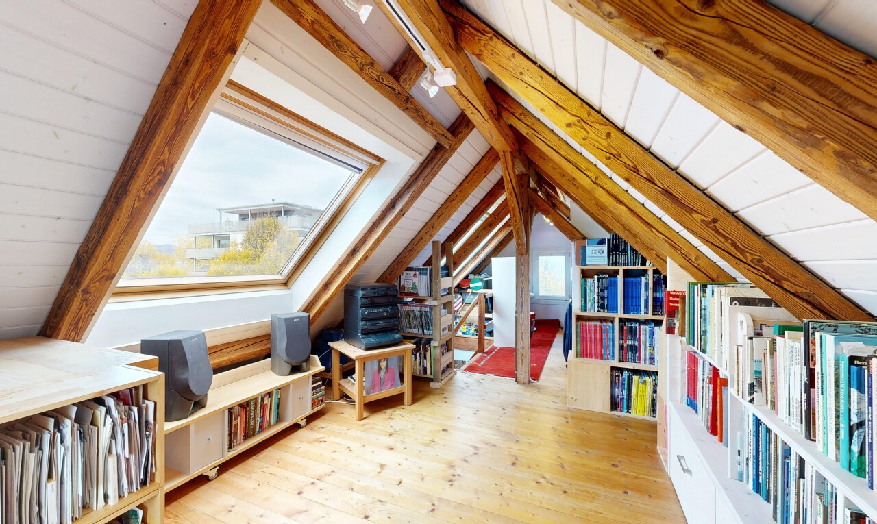 Charmantes Einfamilienhaus 4.5 Zimmer mit Potenzial und idealer Lage - 6