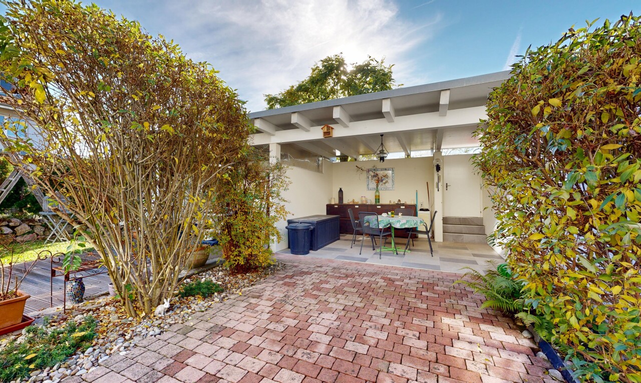 Grosszügiges Reihenmittelhaus mit Galerie und edlen Materialien - 6