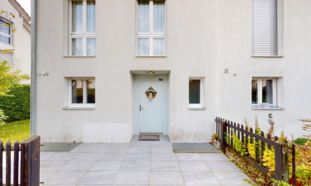Gepflegtes Eckreihenhaus mit Garten, Garage und modernem Komfort - 2