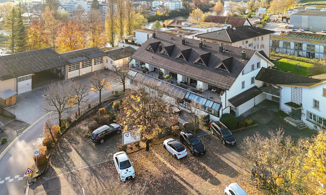 Renditeobjekt mit 5 Wohnungen, Büro- und Lagerflächen in Mellingen - 2