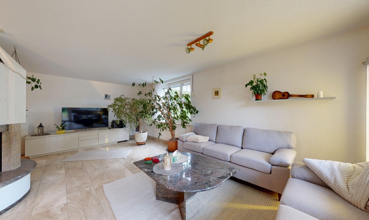 Freistehendes 5.5-Zimmer Einfamilienhaus in ruhiger Sackgasse - 4