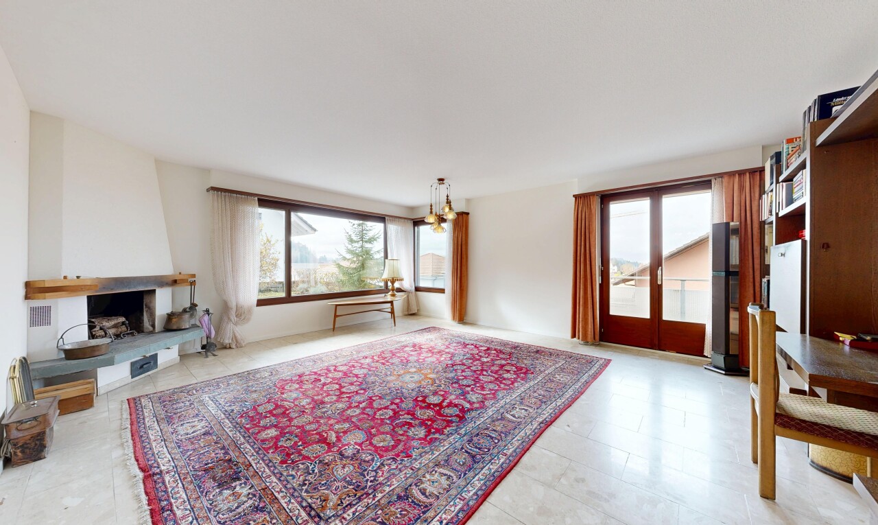 Charmantes Einfamilienhaus mit Potenzial und Ausblick - 1