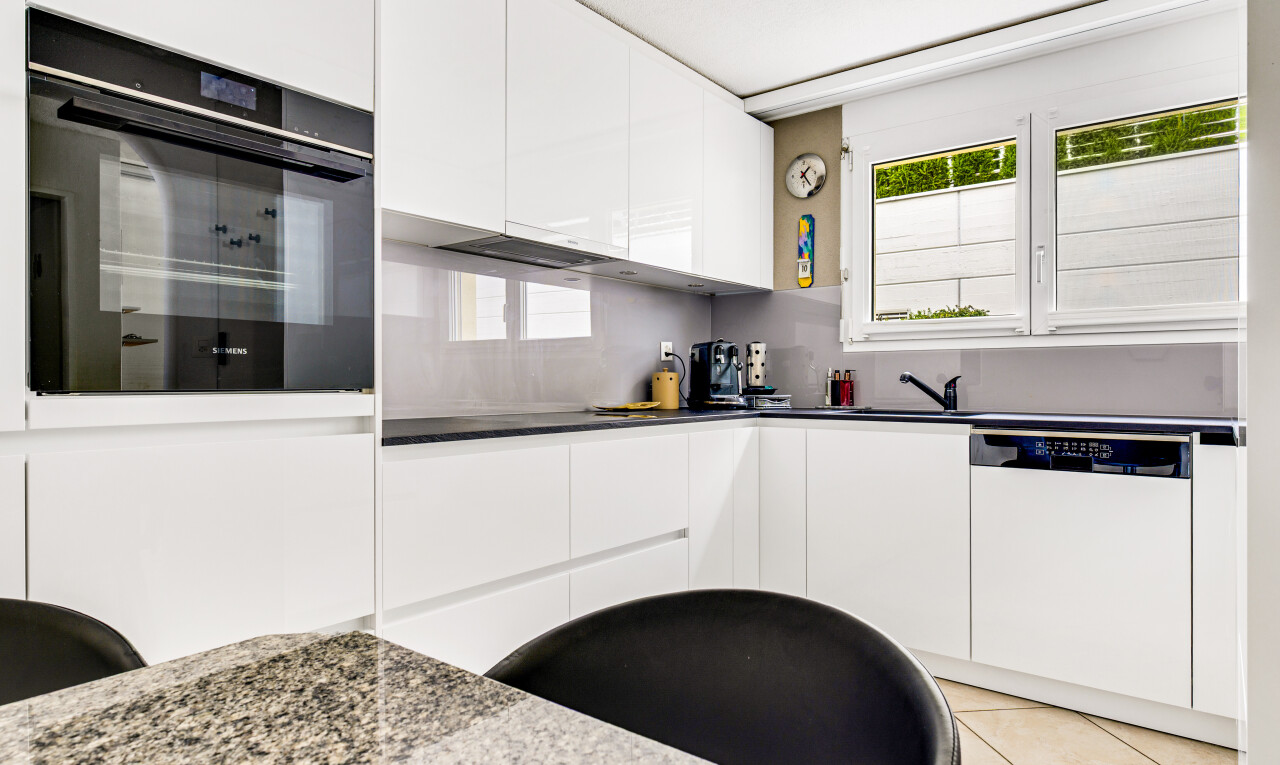 4.5-Zimmer-Reihenhaus mit grosszügiger Terrasse in Wollerau - 6