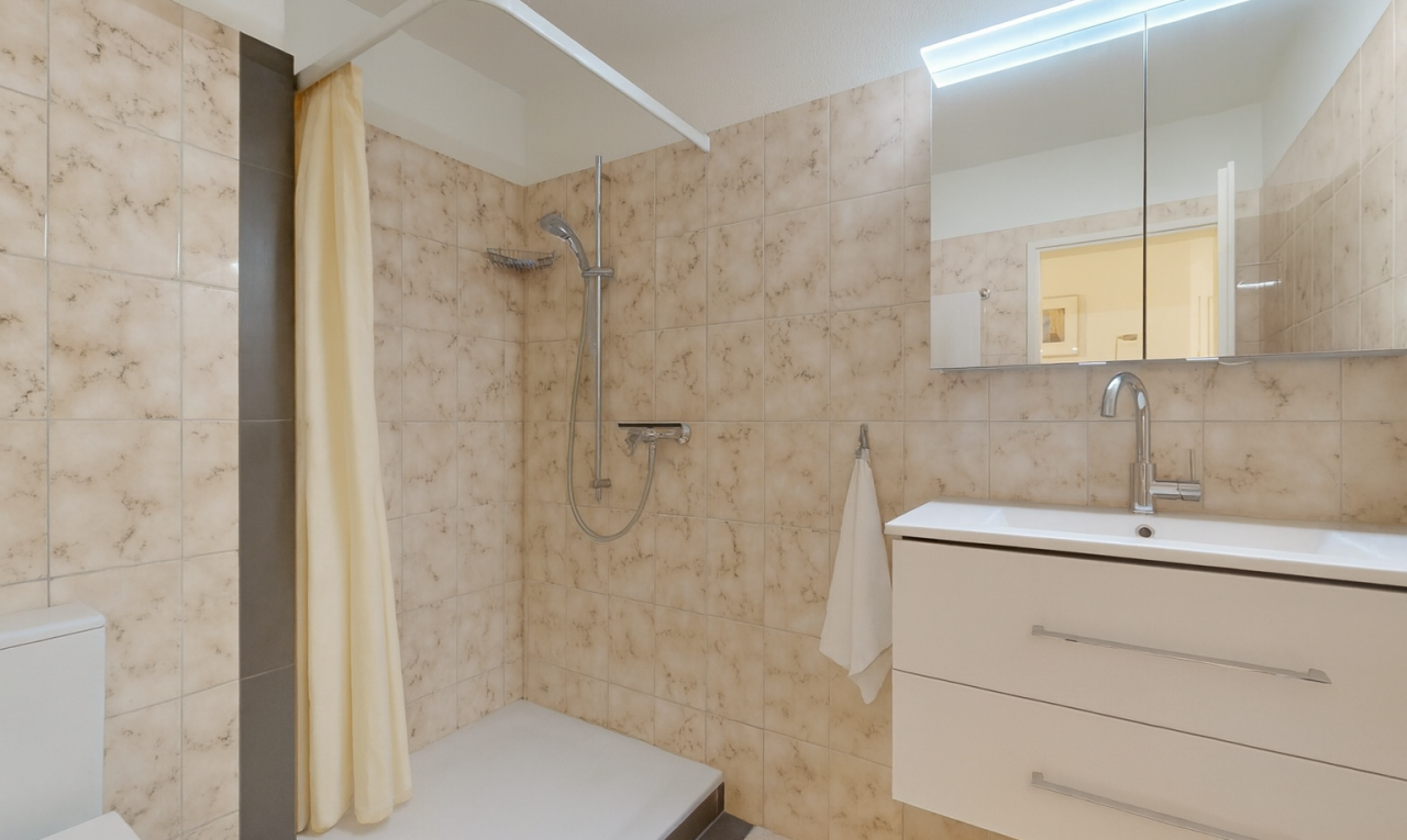 4.5-Zimmer-Wohnung mit zusätzlichem Bastelraum in Dietlikon - 4