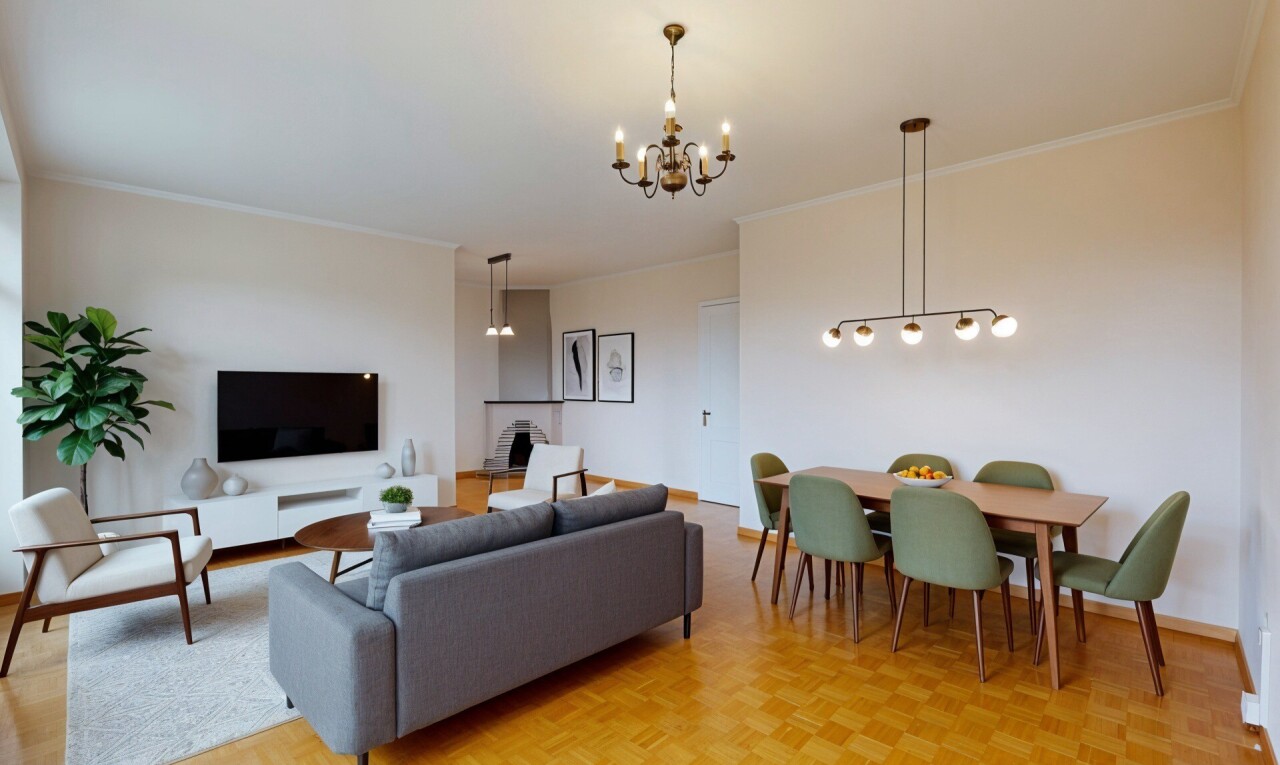 Haus mit Seeblick, 809 m² Garten und viel Renovierungspotenzial - 3