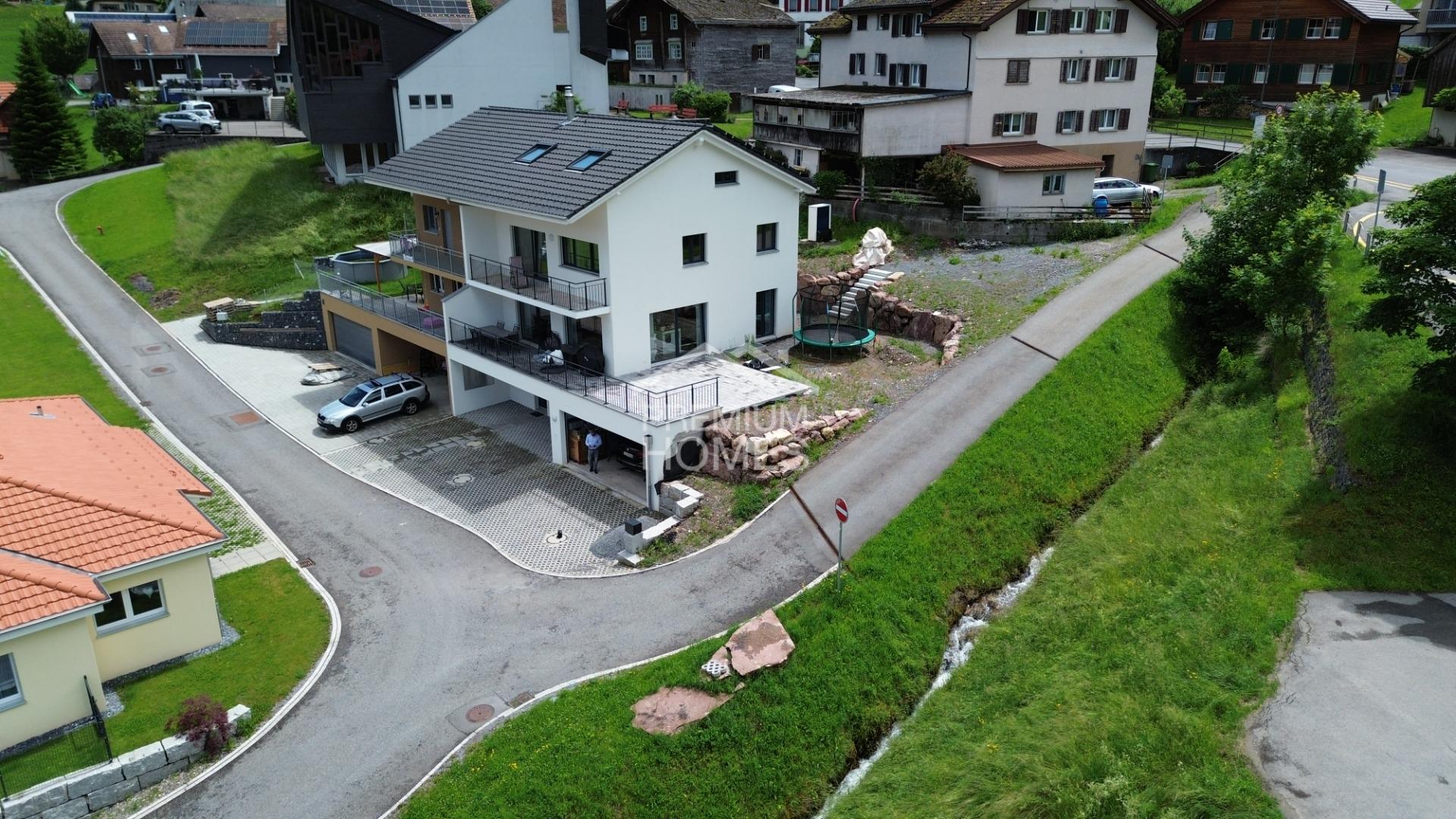 Neuwertiger Wohn(r)traum mit Seeluft und Gipfelblick - 3