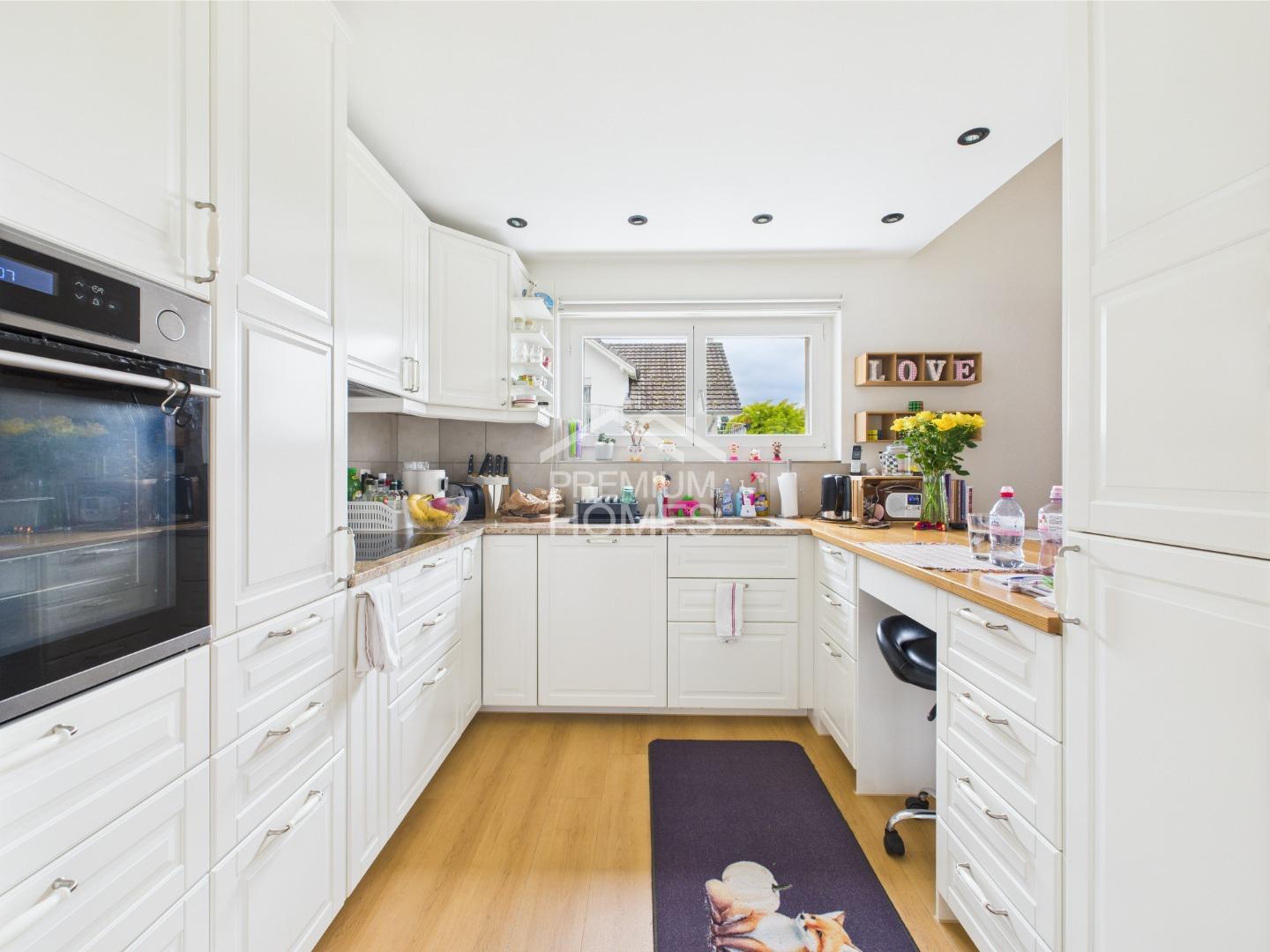 Wohntraum am Vierwaldstättersee mit Aussicht in Greppen LU - 4