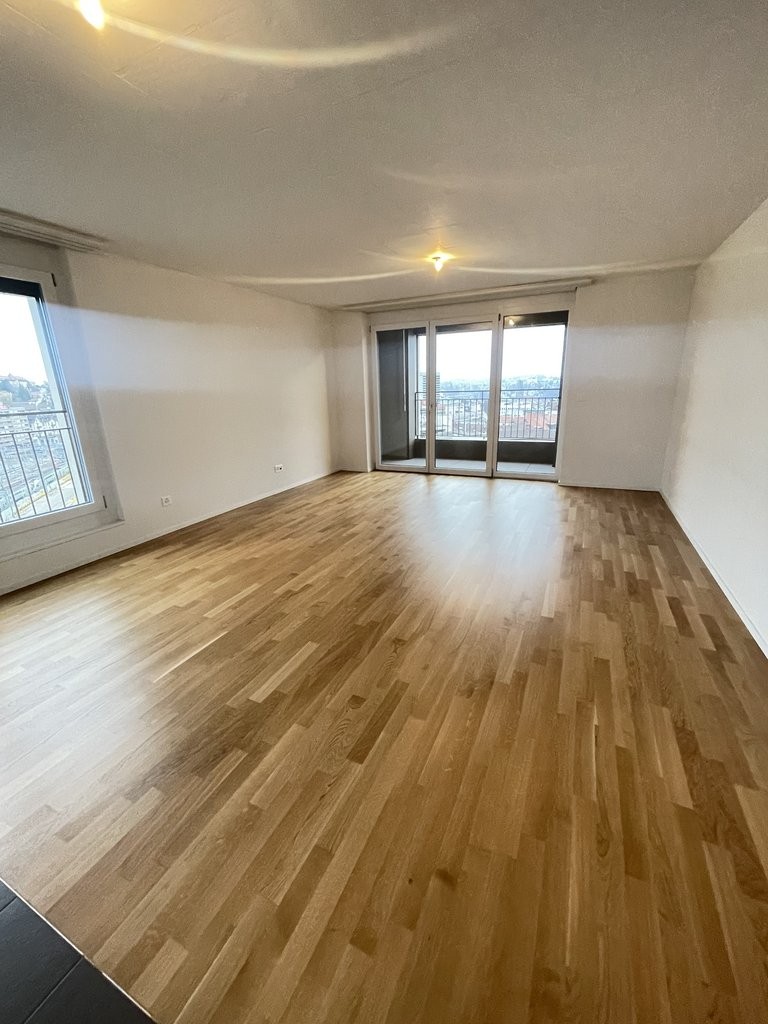 À saisir ! Appartement situé au coeur de Fribourg ! - 2