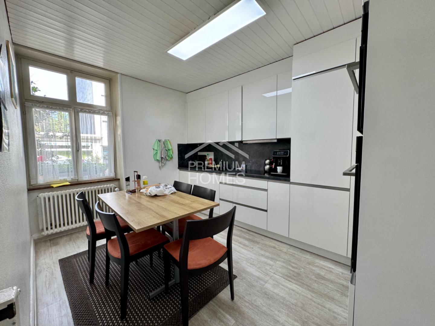 Zentral gelegenes Mehrfamilienhaus für Investoren! - 1