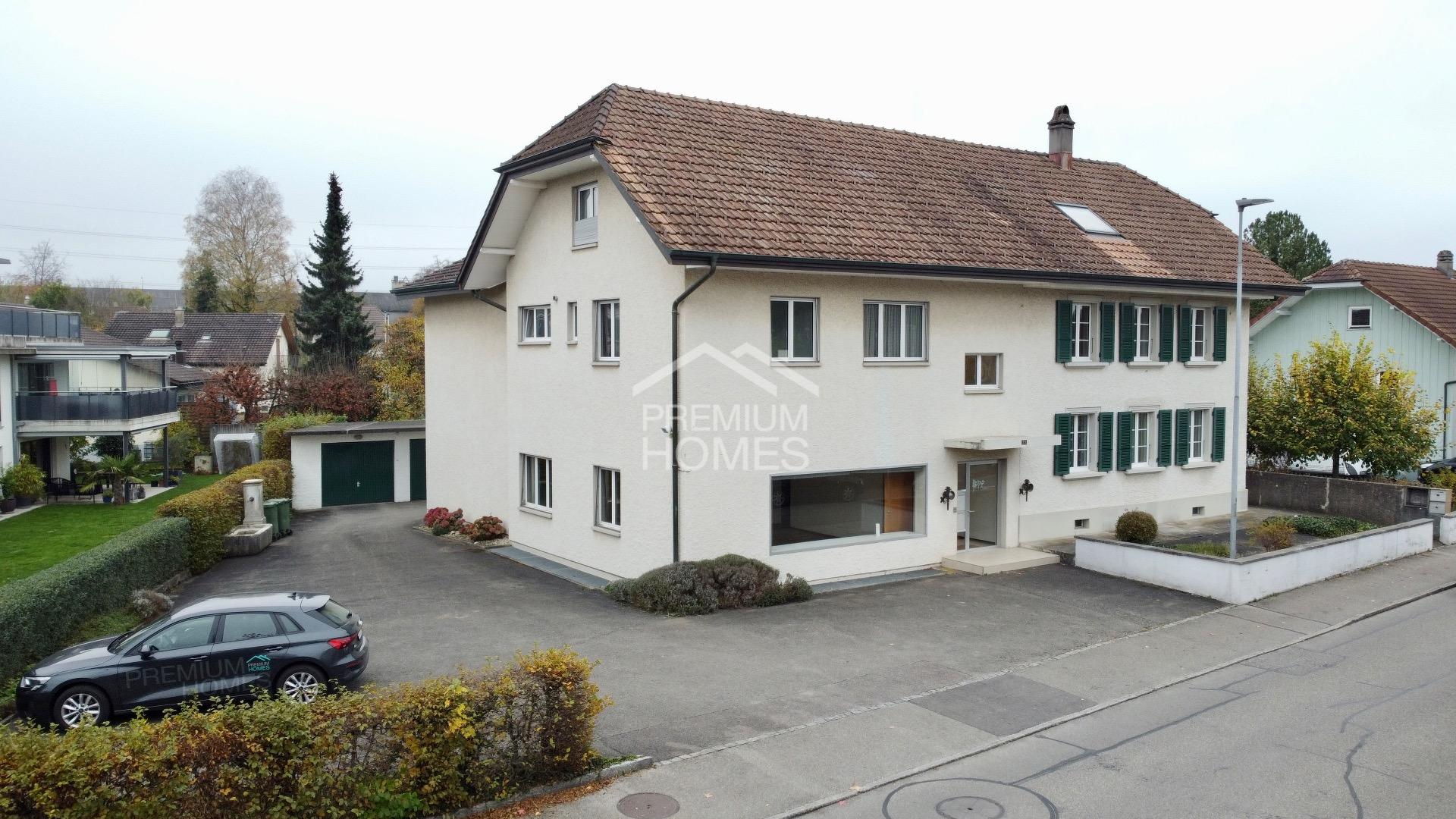 Charmante 2.5 Zimmer-Wohnung in zentraler Lage! - 0