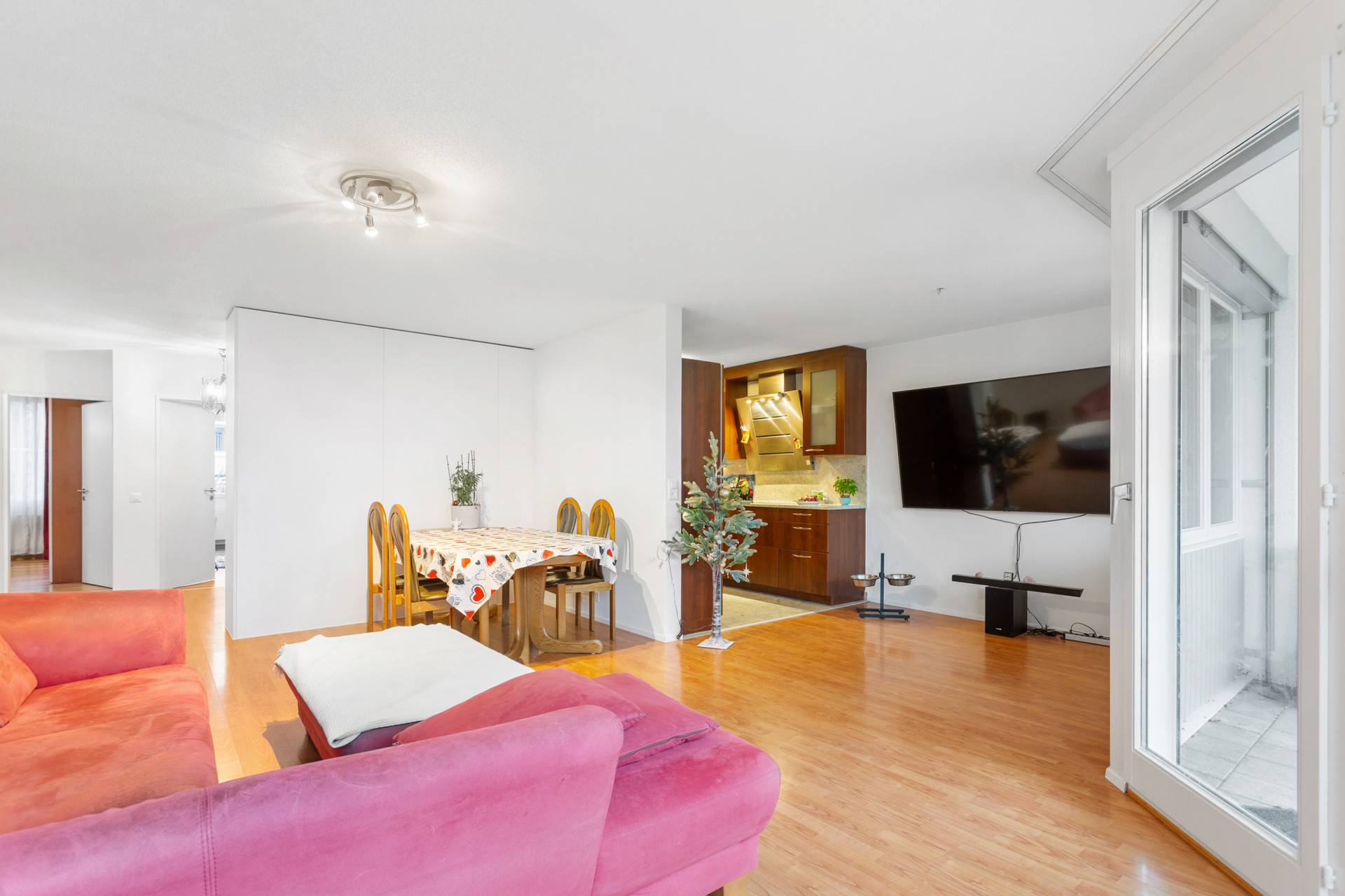Zwischen Stadt und Natur: Helle 4.5-Zimmer-Wohnung in Winterthur-Seen - 4