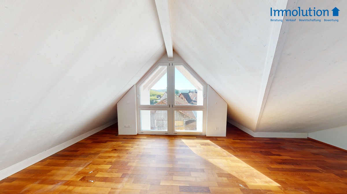 3.5 Zimmer-Wohnung in Uhwiesen: Ihr Traumhaftes Zuhause in der Natur - 8