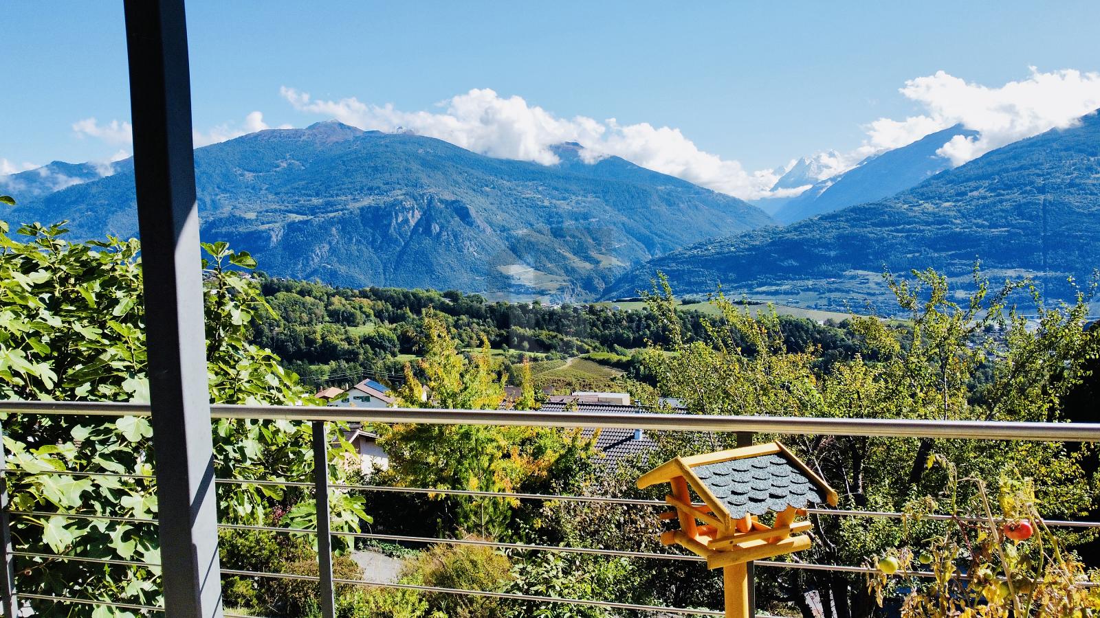 VUE SOMPTUEUSE AVEC GRAND BALCON, GRANDS ESPACES - 0