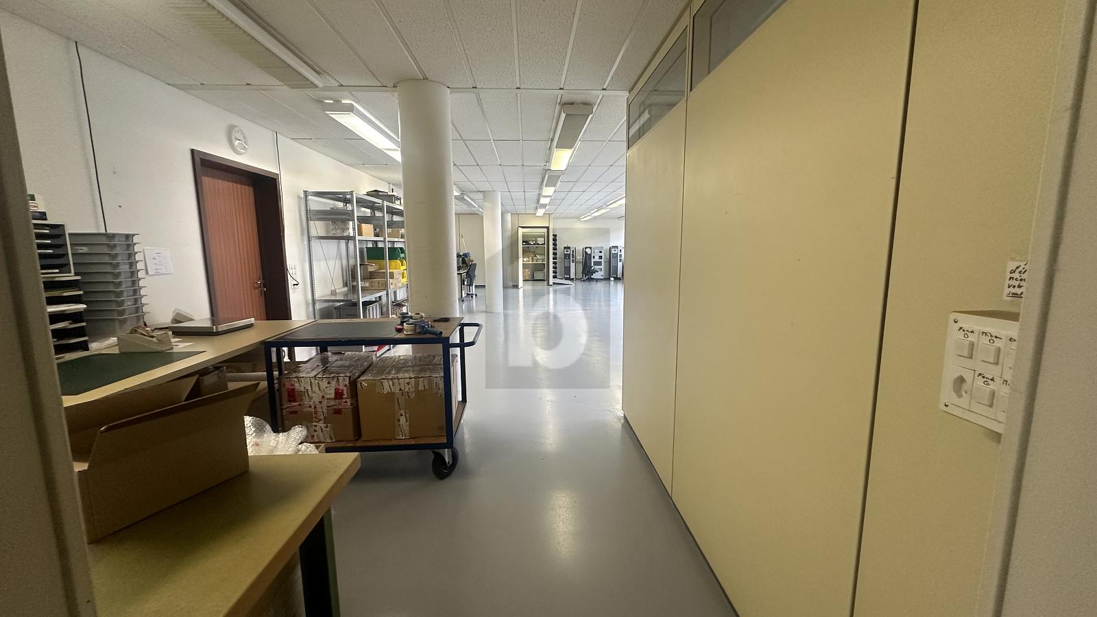 ESPACE DE BUREAU A LOUER - 3