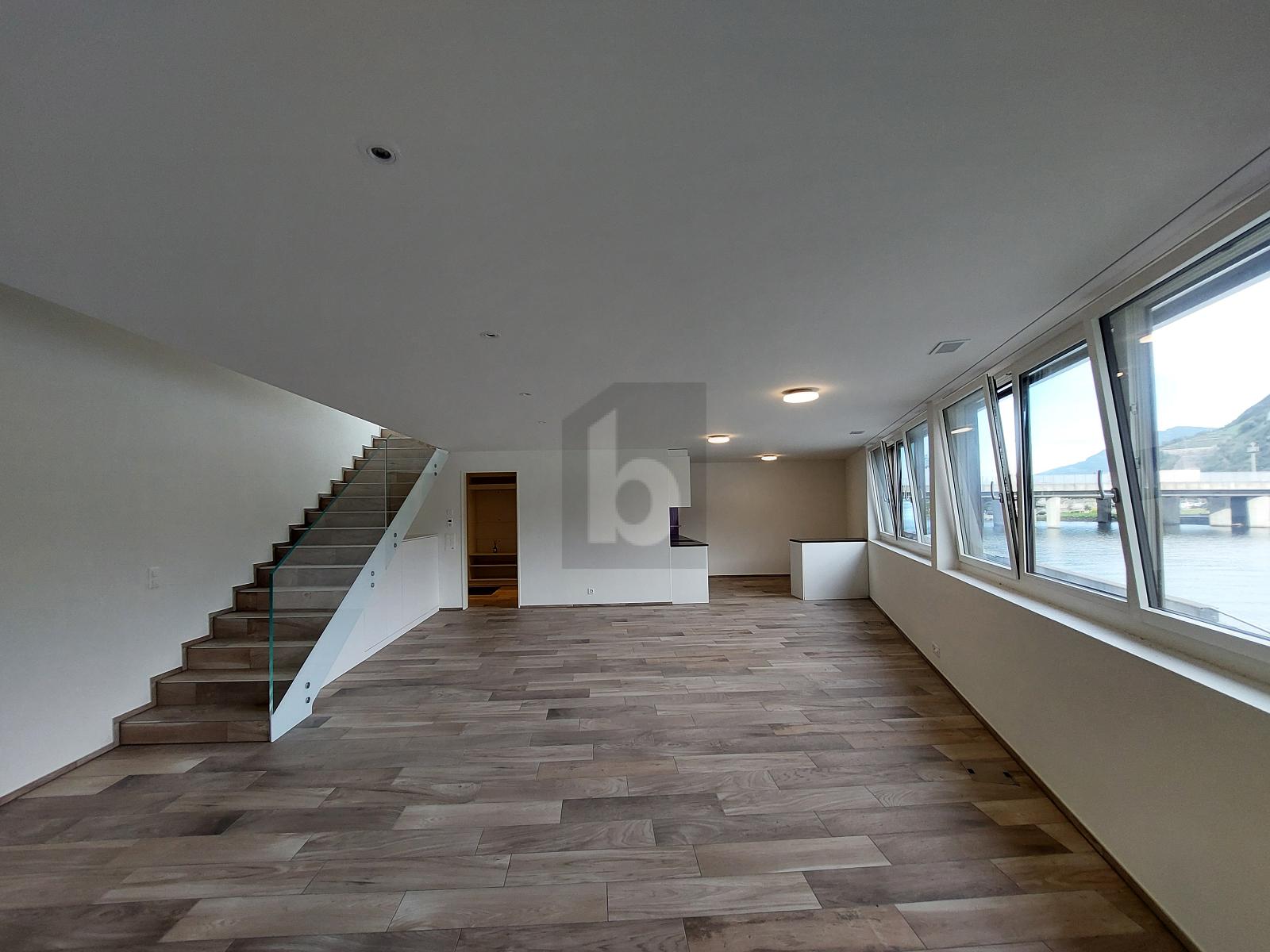 PRESTIGE-BÜRO AM SEE MIT EXKLUSIVER DACHTERRASSE! - 2
