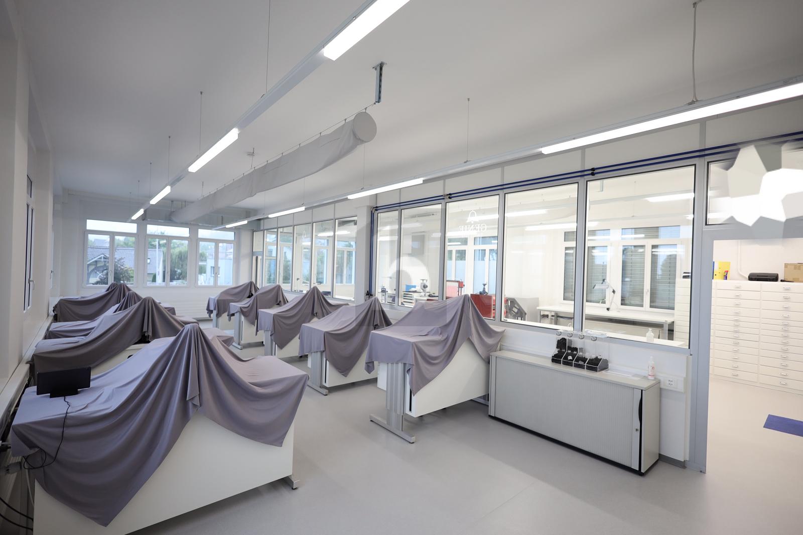 HOCHWERTIG SANIERT MIT SHOWROOM AN TOP LAGE - 2