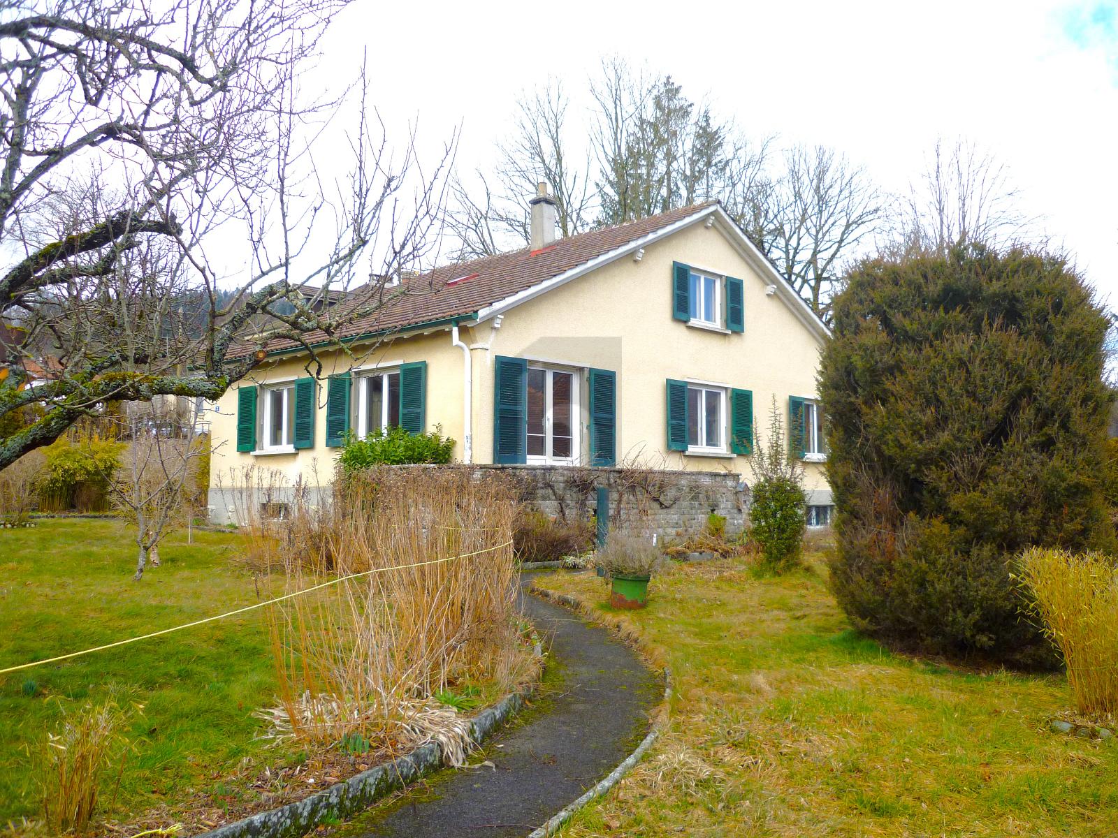 TERRAIN CONSTRUCTIBLE AVEC POTENTIEL INVESTISSEUR - 1