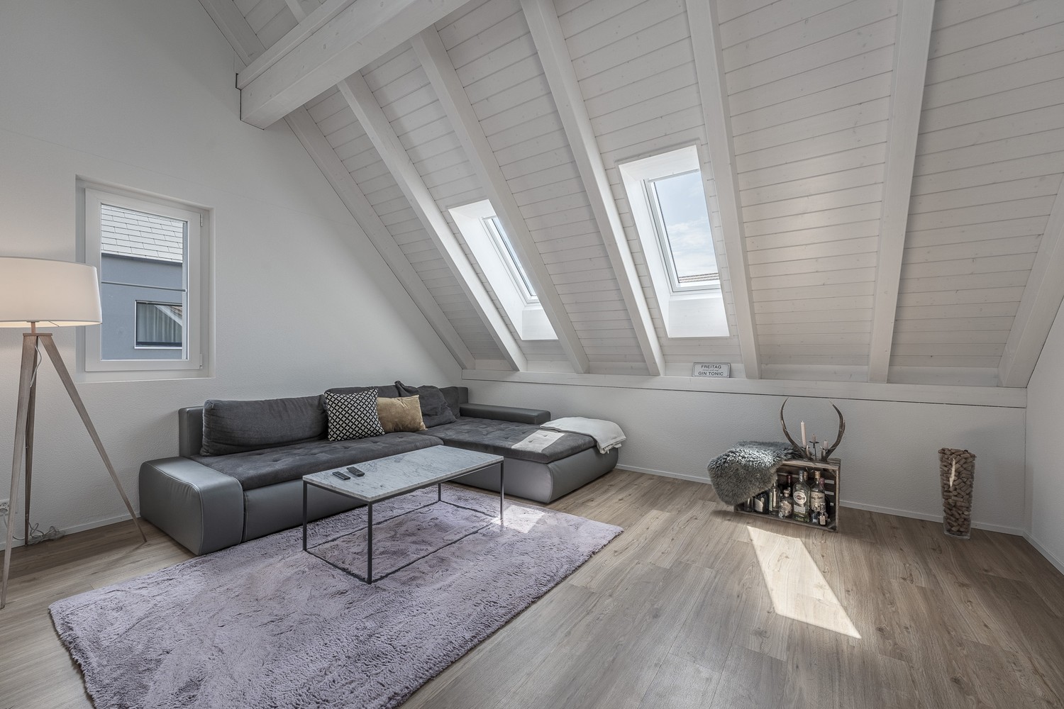Exklusive 4.5-Zimmer-Maisonettewohnung mit Stil! - 5