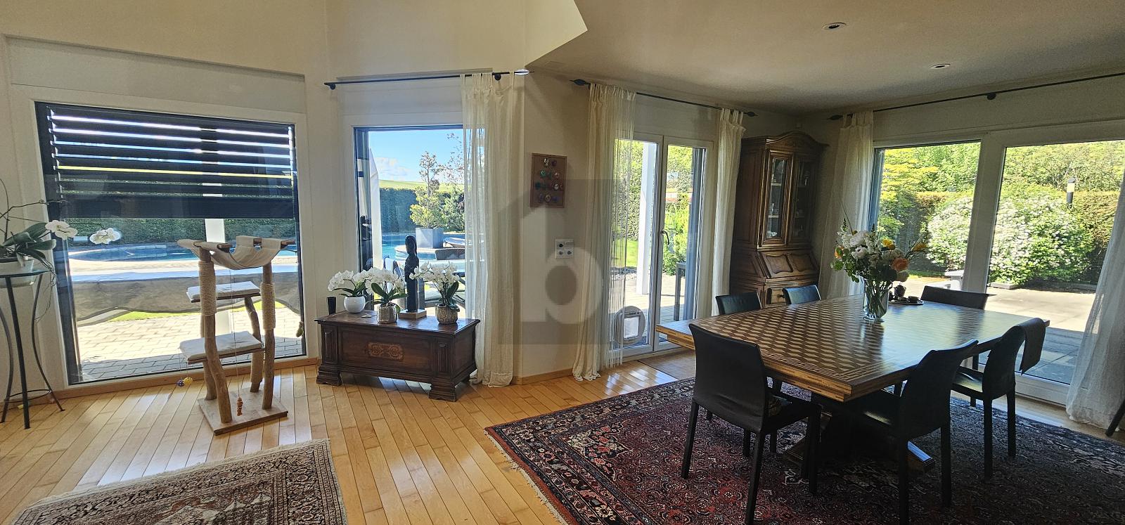 UNIQUE AVEC VOLUME ET JARDIN, PISCINE ET PANORAMA - 3