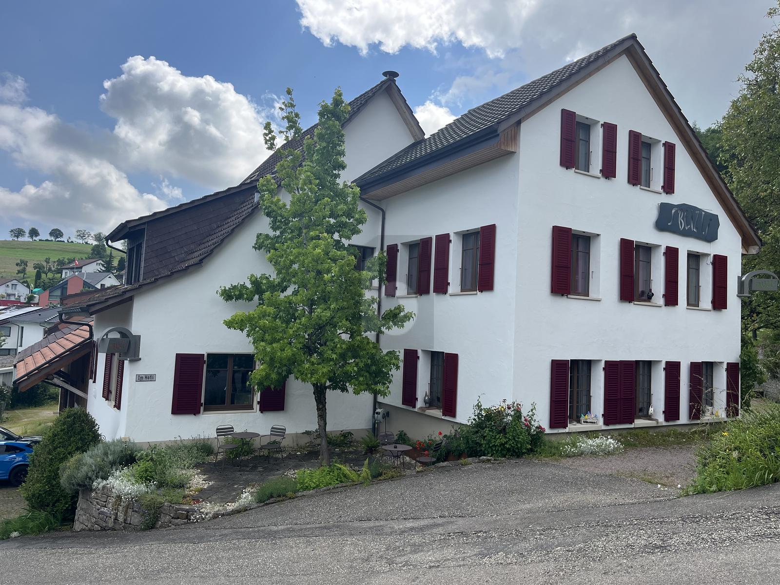 VIELSEITIGE NUTZUNG MIT AUSBAUPOTENTIAL - 1