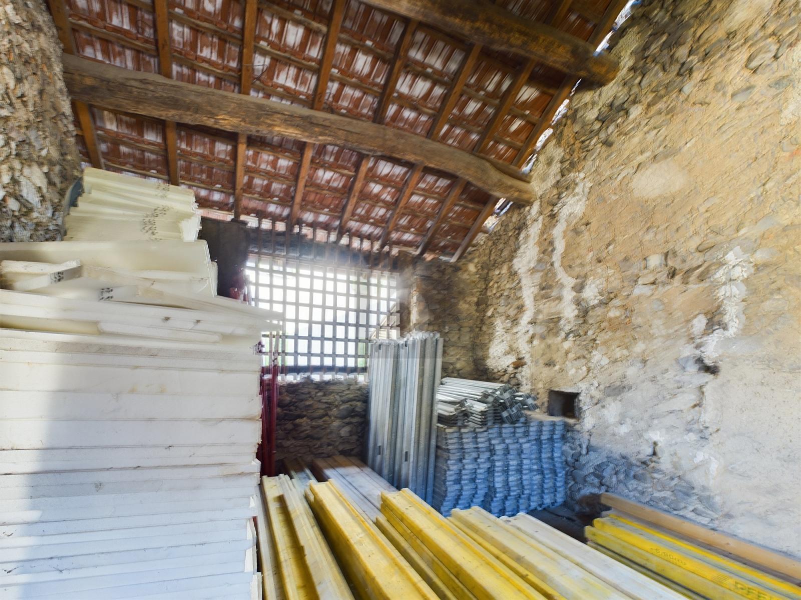 RUSTICO DA RISTRUTTURARE CON PROGETTO APPROVATO - 3