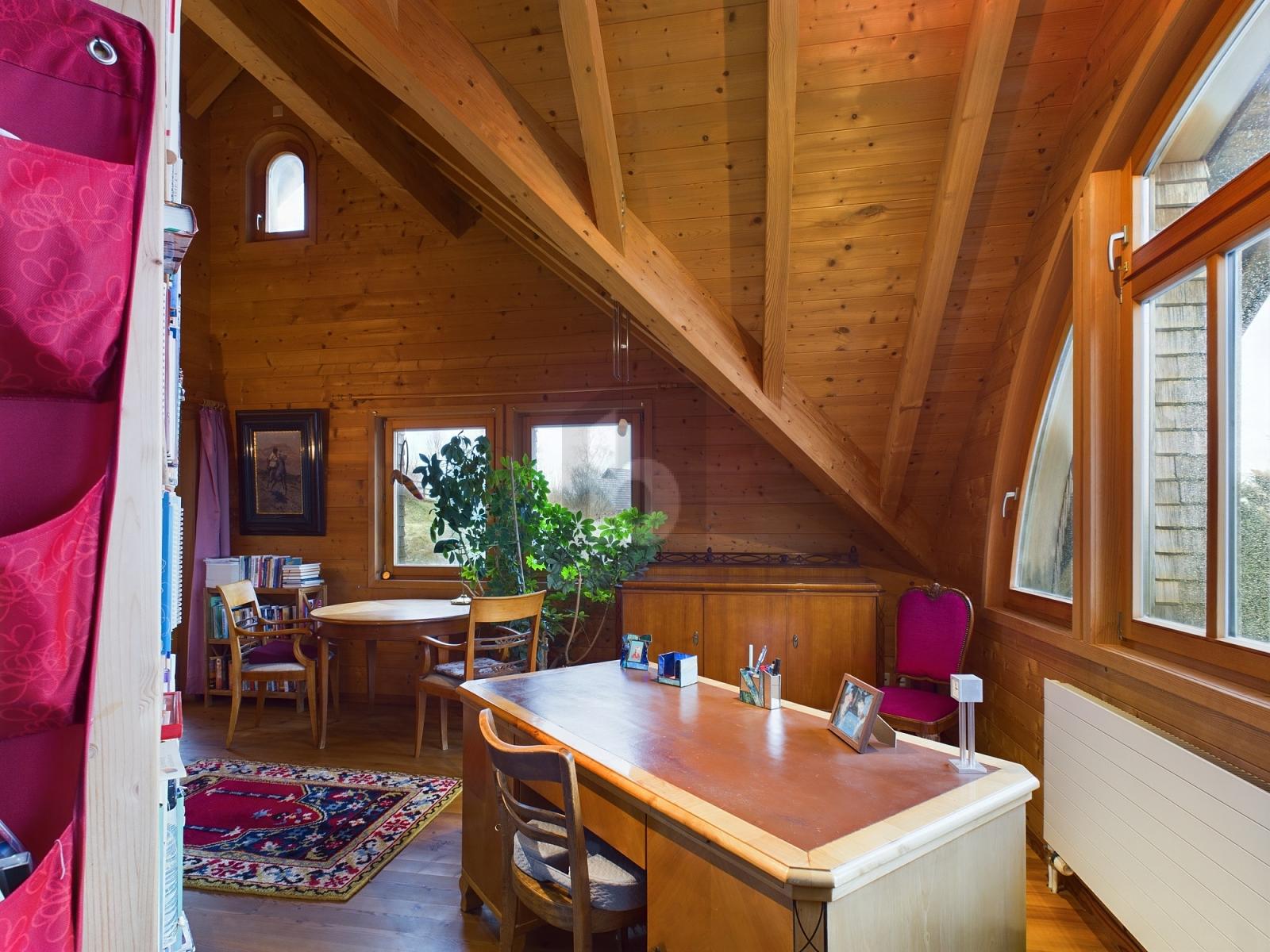 VOLLHOLZHAUS FÜR LIEBHABER - 4