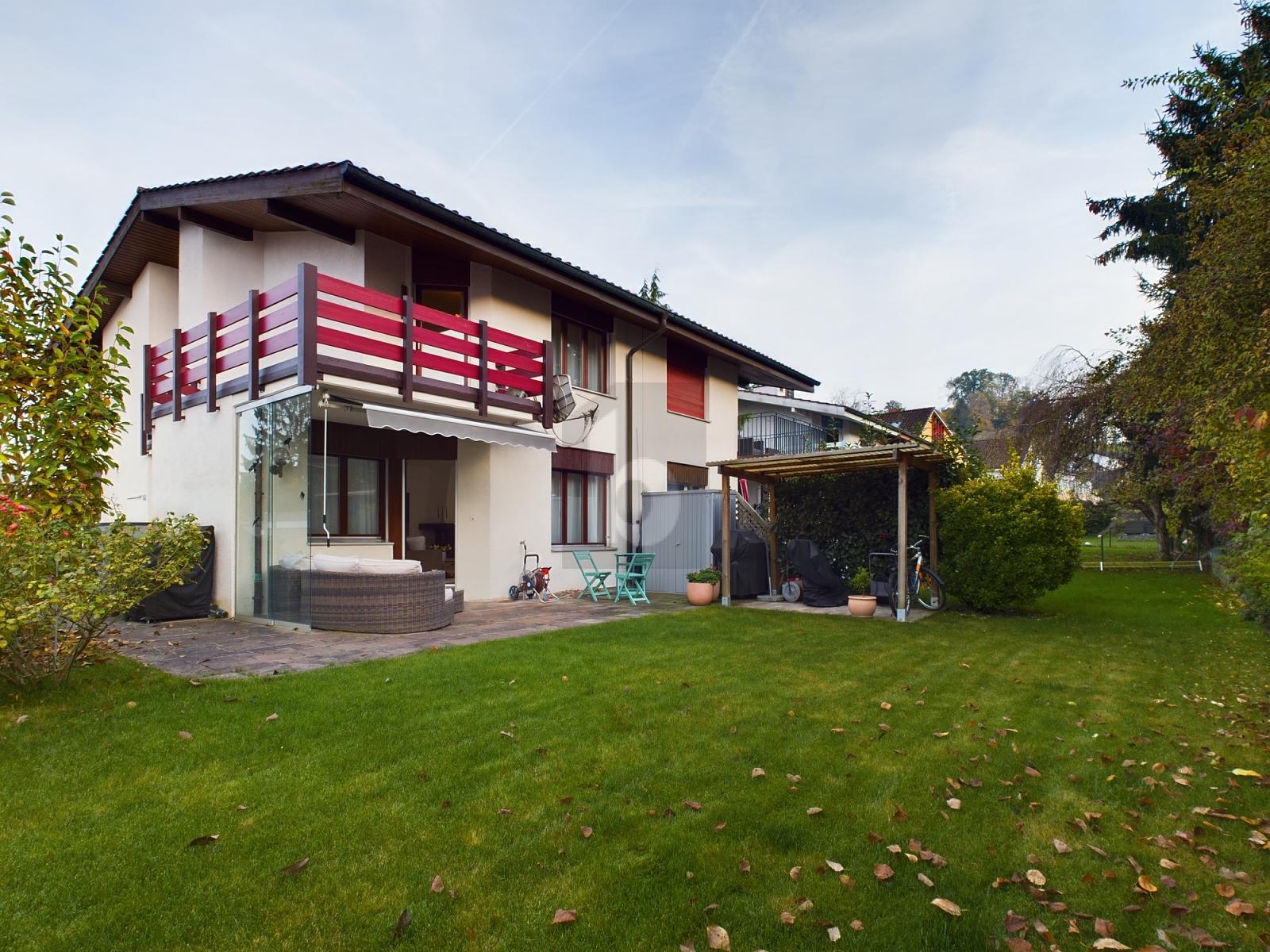 FAMILIENFREUNDLICH MIT SONNIGEM GARTEN! - 0