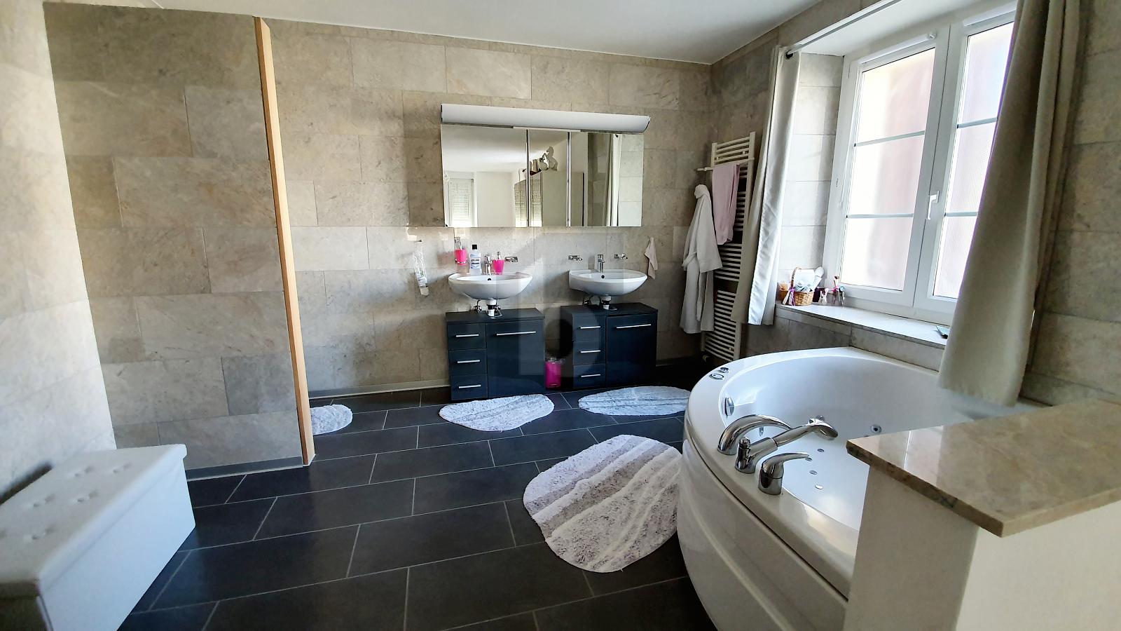 RENTABILITÉ LOCATIVE DE COMMERCES ET HABITATIONS - 4