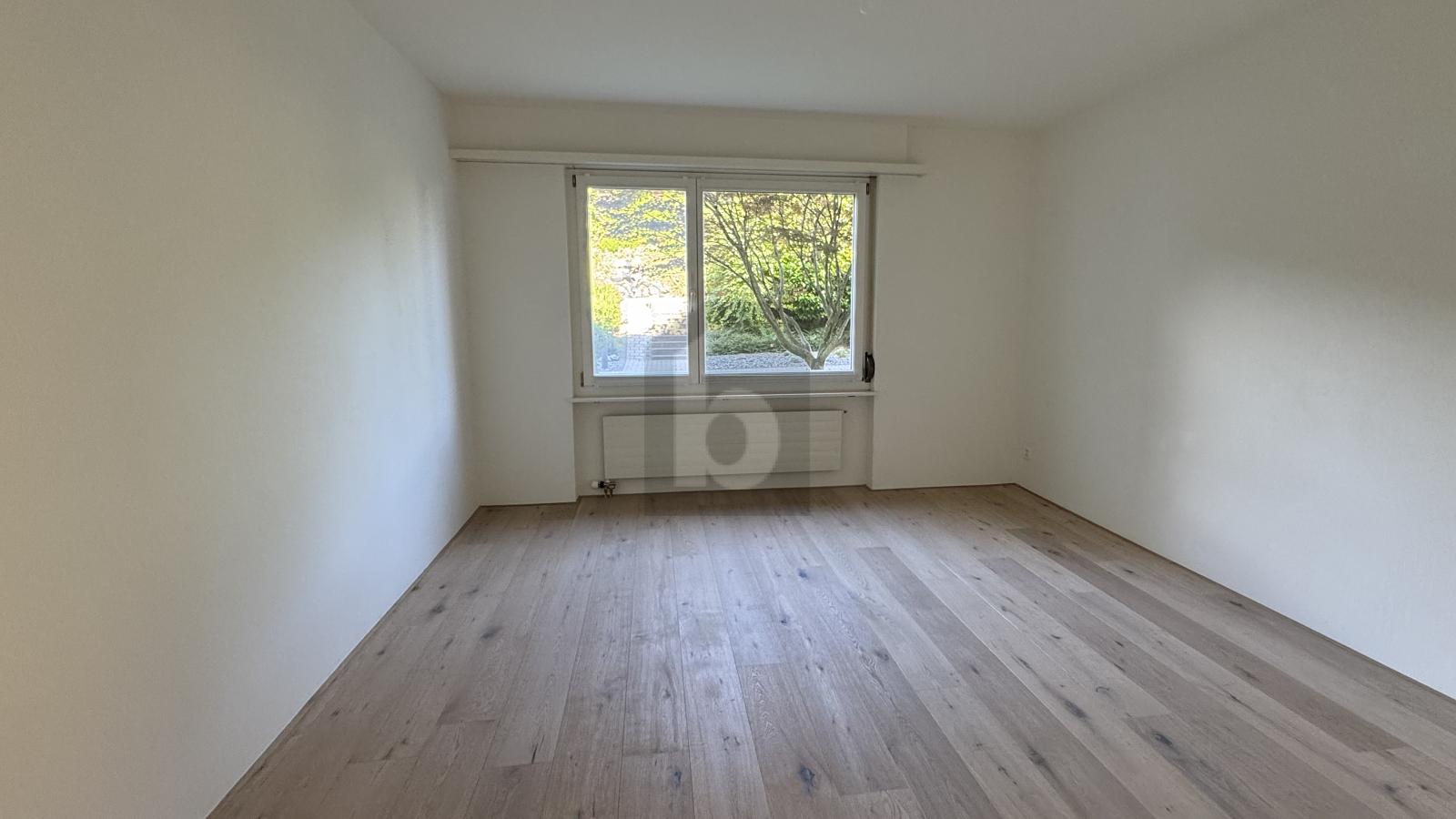 FRISCH, MODERN, BEZUGSBEREIT - 3