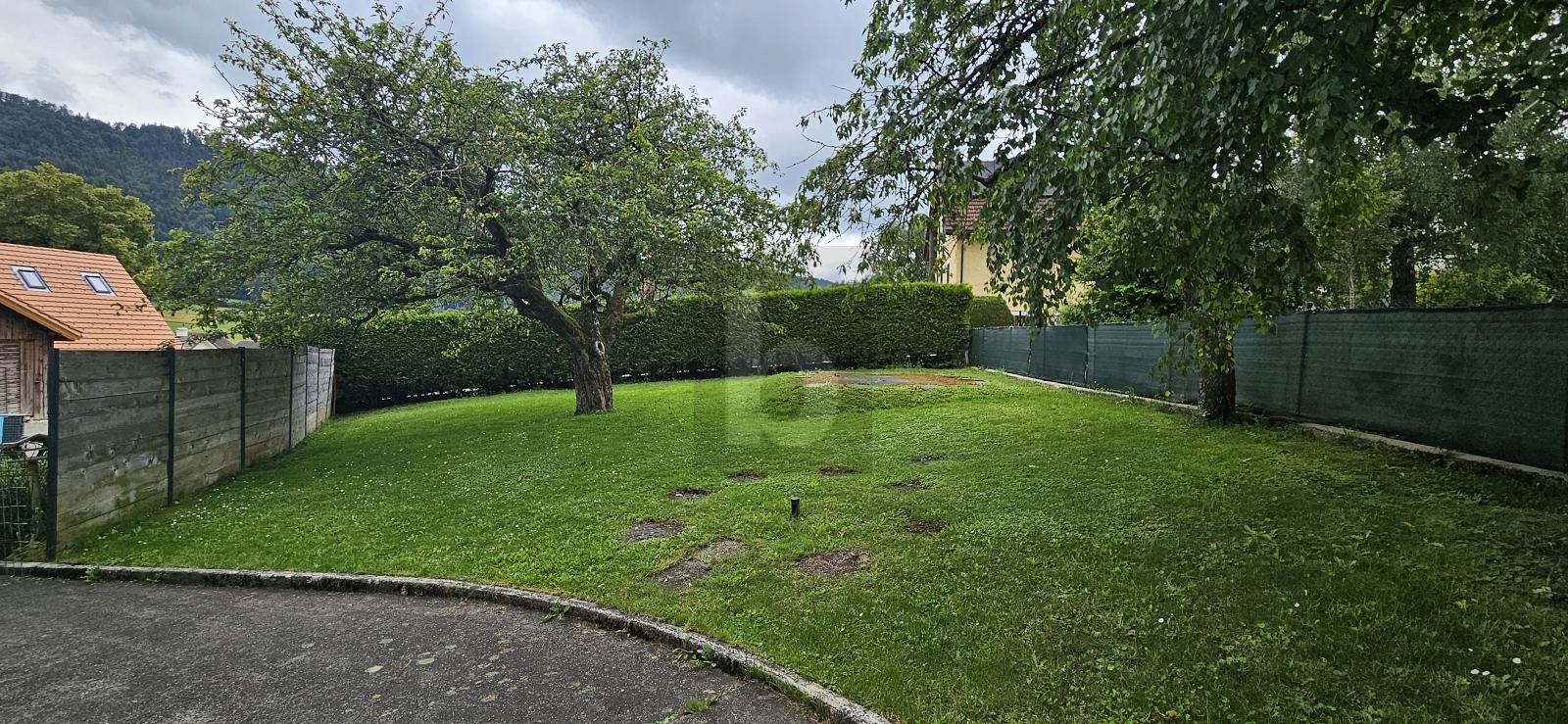 DANS UN QUARTIER RÉSIDENTIEL AU CALME - 3