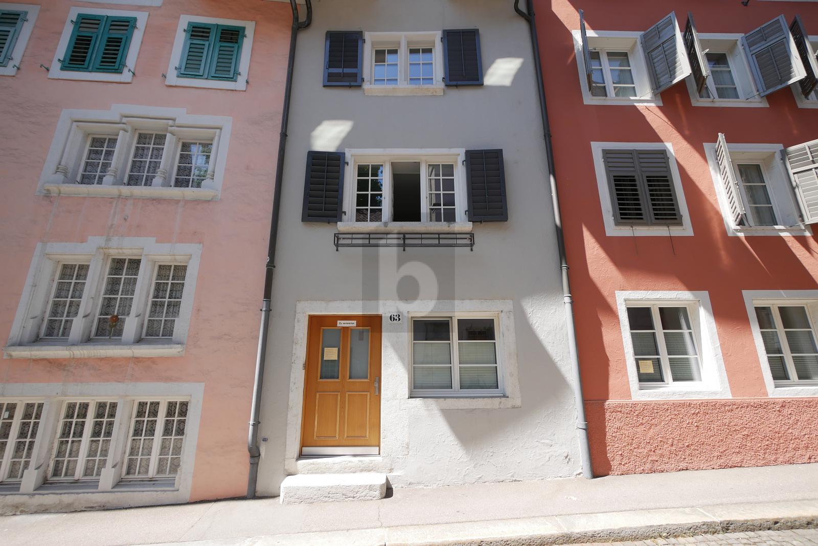TRAUMHAFT, CHARMANT IN DER NÄHE DER ALTSTADT - 0