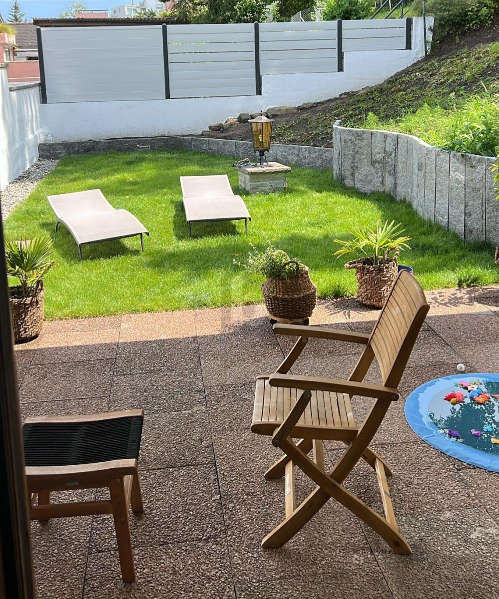 NEU RENOVIERT: GALERIE, GROSSE TERASSE &amp; GARTEN - 3